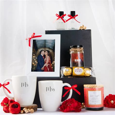 Mr & Mrs Gift Box – Gifts By Rashi