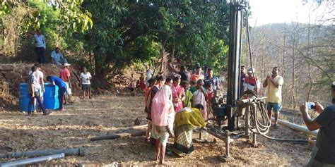 Mumbai: College staff, students team up with NGO to bring water to ...