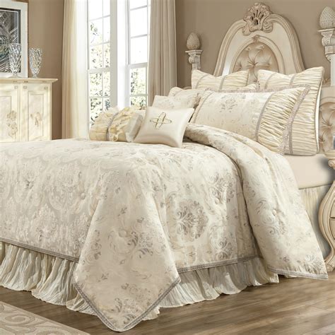 Loom and Mill Luxury Comforter Set, Jacquard Floral Design Comforter ...