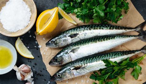 10 Foods That are Just Perfect To Get Healthy Hair - lifeberrys.com