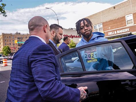 Brooklyn Subway Stabbing Suspect Apprehended Quickly