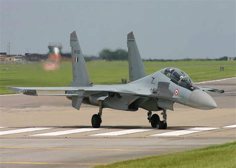 [100+] Fighter Jet Wallpapers | Wallpapers.com