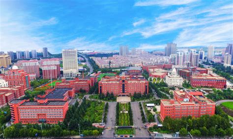 青岛恒星科技学院举行2021届本科毕业生学位授予仪式_华禹教育网