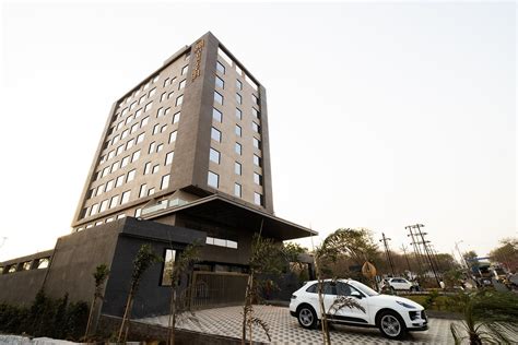 THE MONARCH AT CHAKAN MIDC, PUNE - Hotel Reviews, Photos, Rate ...