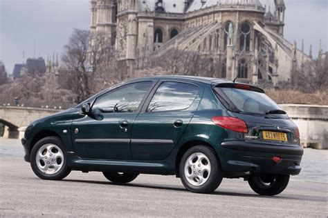 Fiche technique Peugeot 206 1.1e - Auto titre