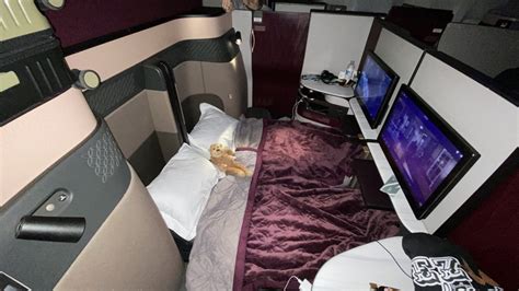 Qatar Airlines Business Class 的图像结果