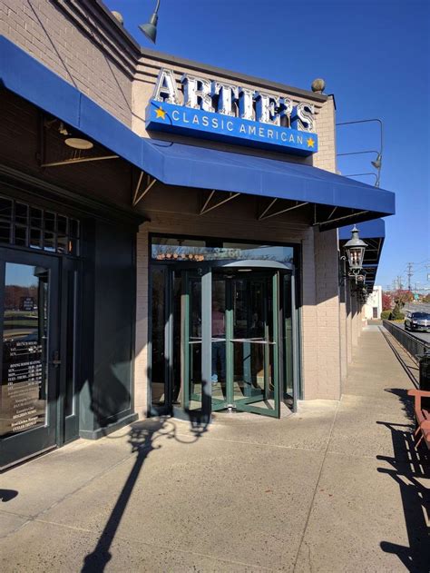 Artie's in 3260 Old Lee Hwy, Fairfax, VA 22030, USA