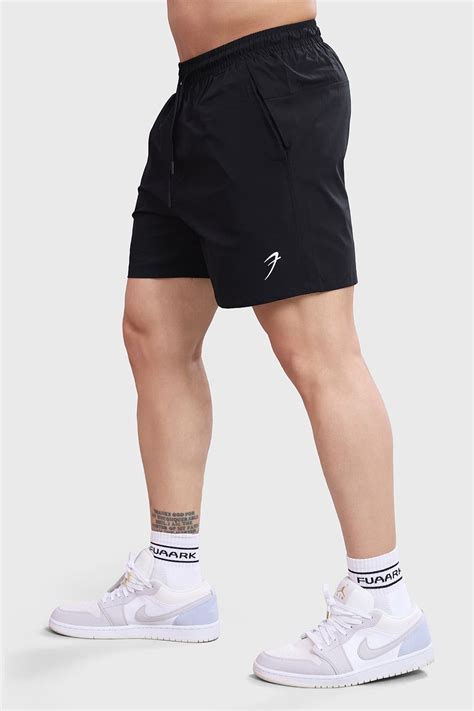 Thread Shorts Black – FUAARK