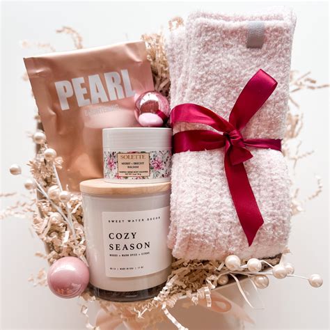 Holiday Gifts 2024 – Fiori and Fern