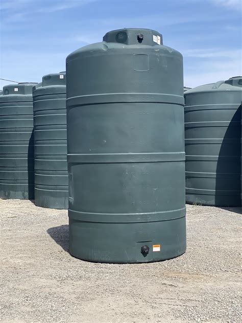 Poly Water Tank Sizes at Madeleine Frayne blog