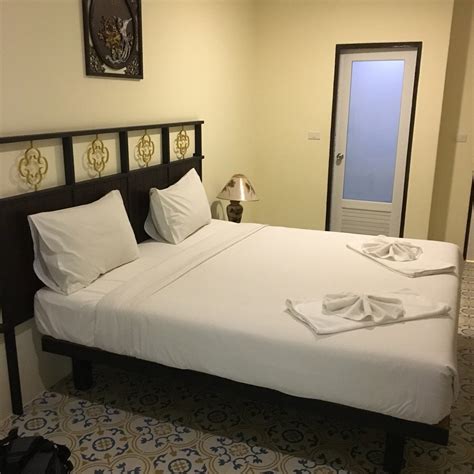 LE HUA HOTEL (Phuket/Phuket Town) - Guesthouse Reviews, Photos, Rate ...