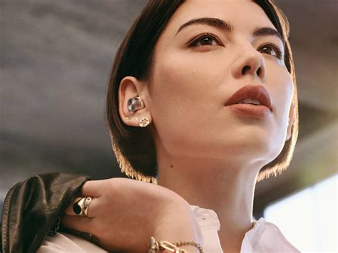 Buy B&W Pi7 S2 Earbuds – Flagship ANC, Fit & Sound | Official Store