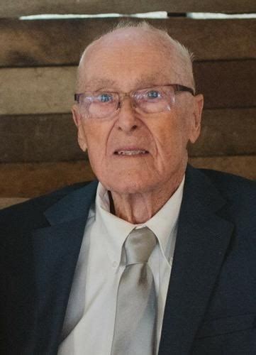 Charles W. Plambeck Obituary (2025) - Saginaw, MI - Deisler Funeral Home