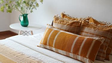 Buy Cotton Pillow Covers, Cushions & Bed Throws Online Shopping in Ind ...
