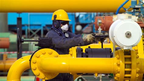 PNGRB calls for setting up emergency response centres at oil and gas ...