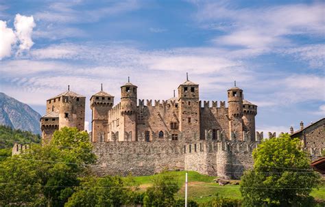 Come visitare la valle d aosta tra castelli e forti