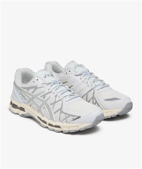 Asics Gel-Kayano 20 en blanc | SVD