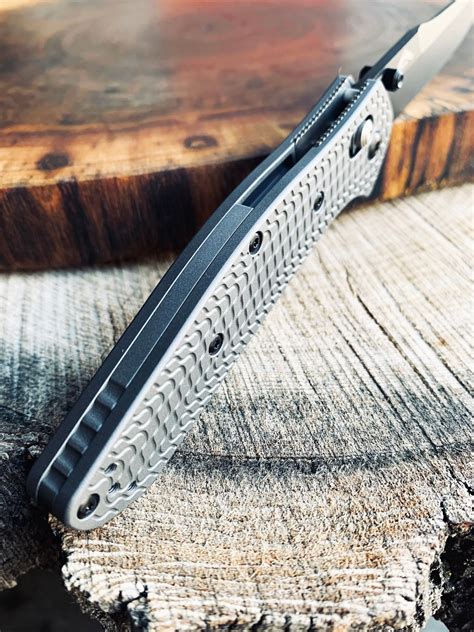 Titanium Critter Scales for Benchmade Osborne 940 Series – Rockscale Design