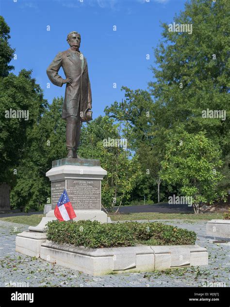 Jefferson Davis Grave
