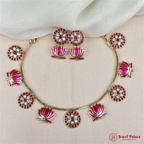 Antique Necklace – Jewel Palace