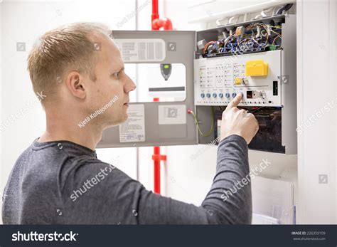 Fire Panel Installation 的图像结果