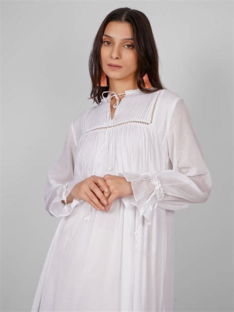 Shop New Indian Arrival Outfits for Women & Girls Online 2025