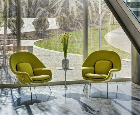 Womb™ Chair - Original Design | Knoll