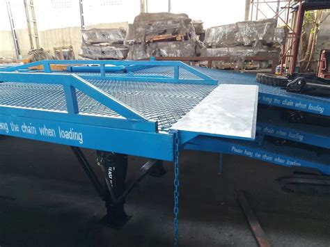 Loading Ramps - Hydraulic Loading Ramp Manufacturer from Ahmedabad