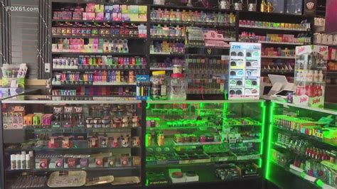 Milford looks to ban new tobacco/vape/smoke shops from opening | fox61.com