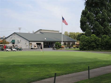 Santiam Golf Club - Oregon Courses