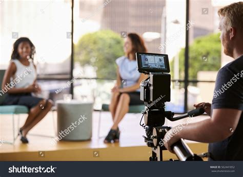 TV Camera Interview 的图像结果