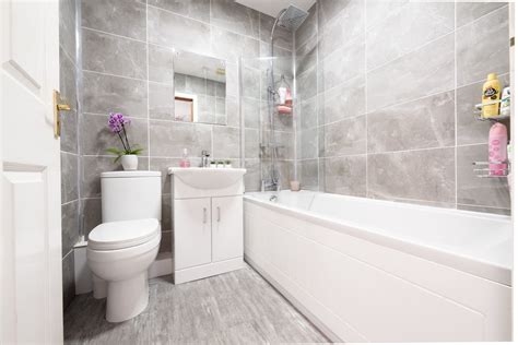 2 bed flat for sale in Main Street, Inverkip, PA16 | McArthur Scott