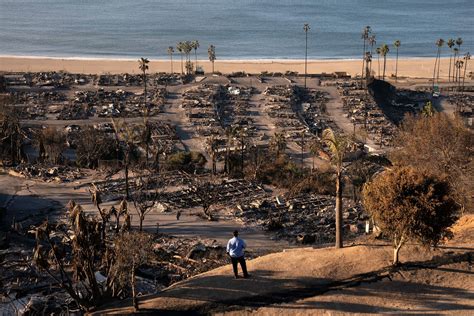 Harrowing photos show scale of destruction in Los Angeles - January 14 ...