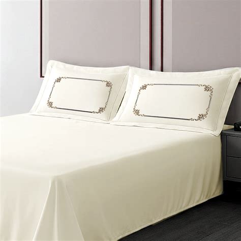 Victoria | Pillow Cover with Flat Sheet by Sohum – Sohum Linen