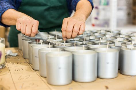 Candle Making Assembly Line 的图像结果