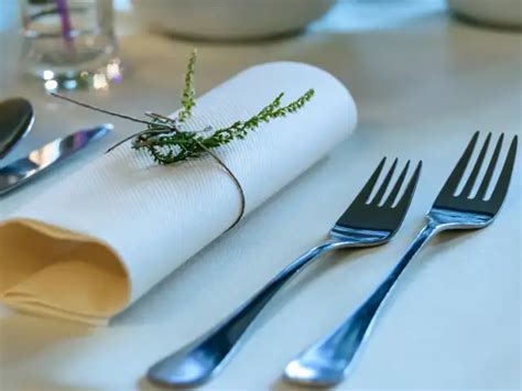 5 things as per Vastu you should never gift somebody - Before you wrap ...