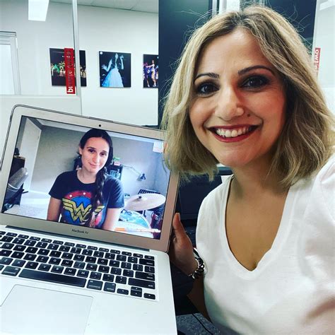 Online Singing Lessons Sydney | Sister2Sister School of Singing