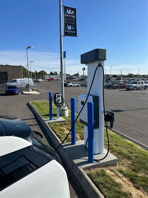 McCurley Honda | Richland, WA | EV Station