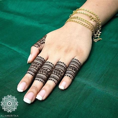 40+ Best Finger Mehndi Designs in 2026