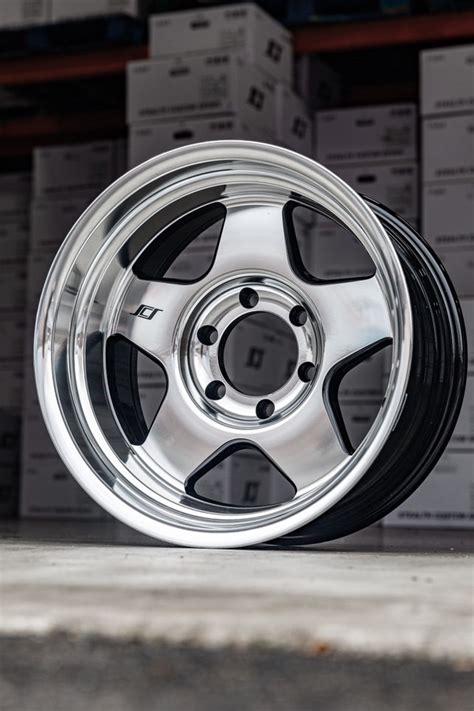 （日本正規代理店！取り寄せ対応！）SCS（Stealth Custom Series Wheels/ステルスカスタムシリーズ） F5 ...