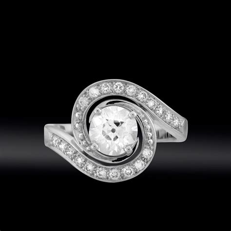 Proantic: 1.35 Carat Diamond Tourbillon Ring