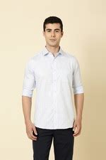 Buy Men White Slim Fit Checked Full Sleeves Casual Shirt Online ...