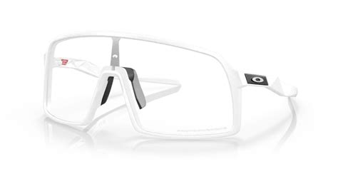 Buy Oakley Sutro Photochromic in India