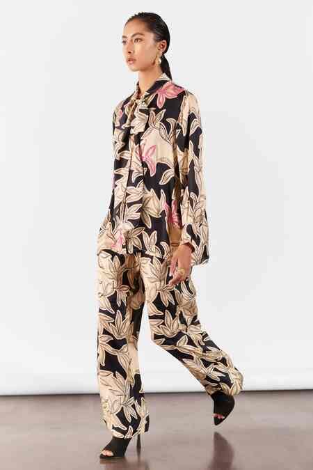 Shop Designer Womenswear Collection Online at Aza Fashions