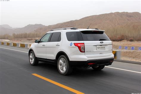低门槛的美式大SUV 2020试驾全新福特探险者Ford Explorer - YouTube