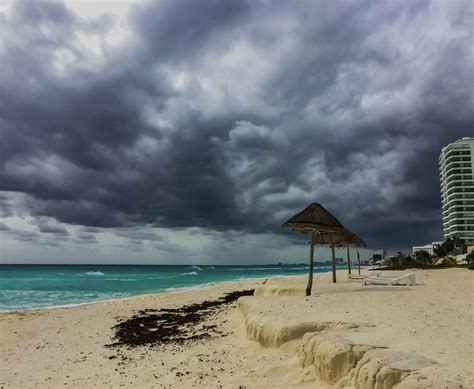 When Will The Rain Stop In Cancun? The Best Time To Book For Pure Sunny ...