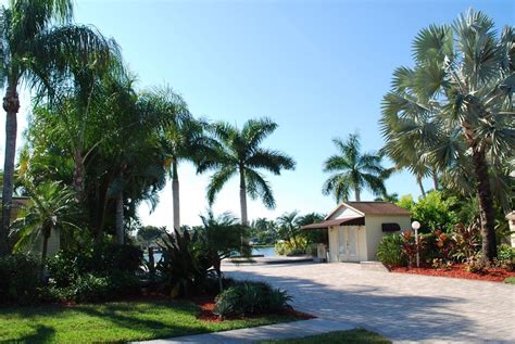 Campgrounds in Naples Florida: Your Perfect RV Getaway