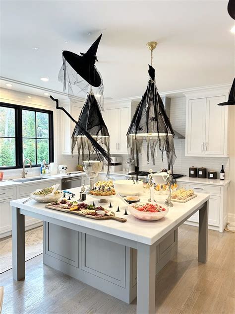 Halloween — Dream & Party