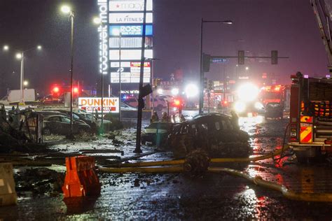 Plane crash in Philadelphia: What we know after Learjet crash causes ...
