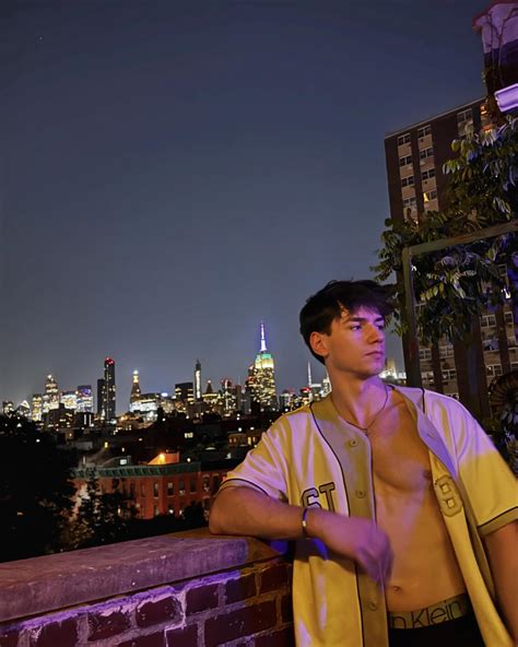 Matt Convard | 🎓Class of 2023🎓 photo creds: @view.sfromabove | Instagram